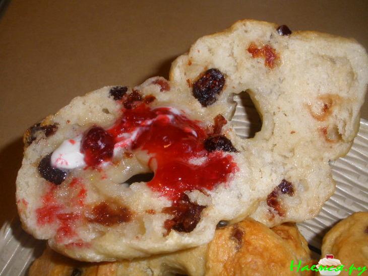 Бейгель с клюквой, кривенький, но жутко вкусный!