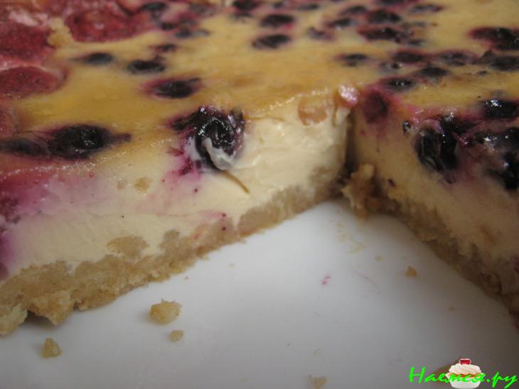 Сметанно-ягодный пай