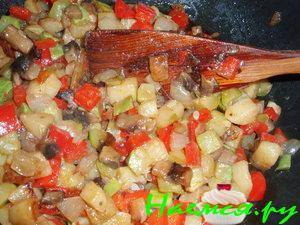Овощное рагу с грибочками