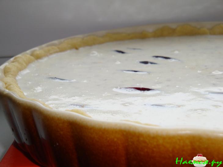 Заливной пирог со сливами Заливной пирог со сливами