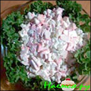 Салат с раками и кукурузой