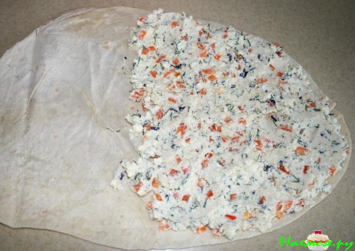 Лаваш с адыгейским сыром