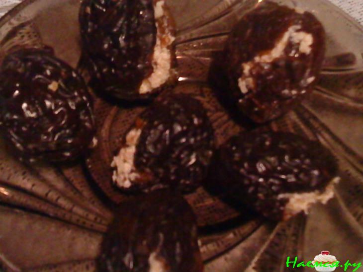 Чернослив фаршированный