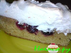 Пирог вишнёвый с белковым кремом Пирог вишнёвый с белковым кремом