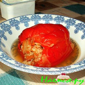 Перцы фаршированные рисом и овощами