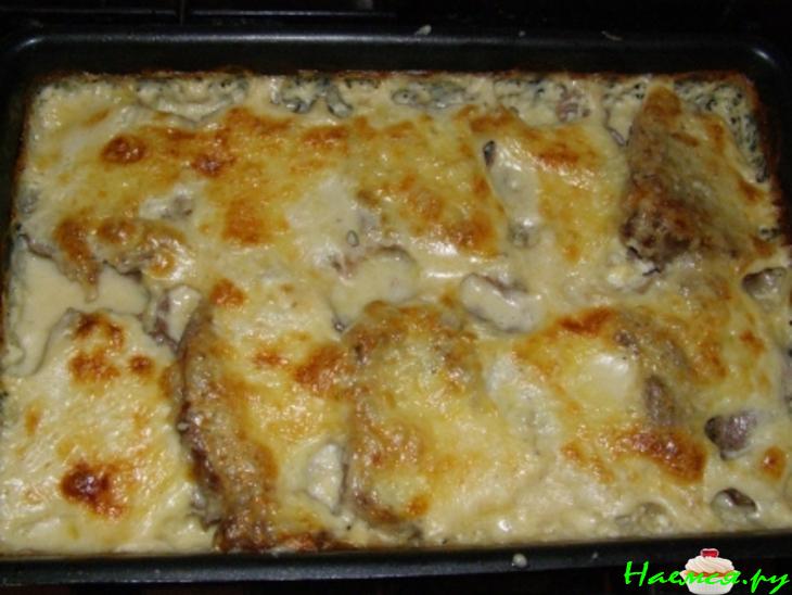 Отварная говядина с сыром