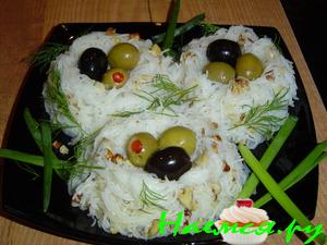 Гнезда из рисовой вермишели