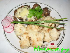 Свинина под грибами и сыром
