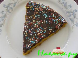 Морковный торт в шоколадной глазури