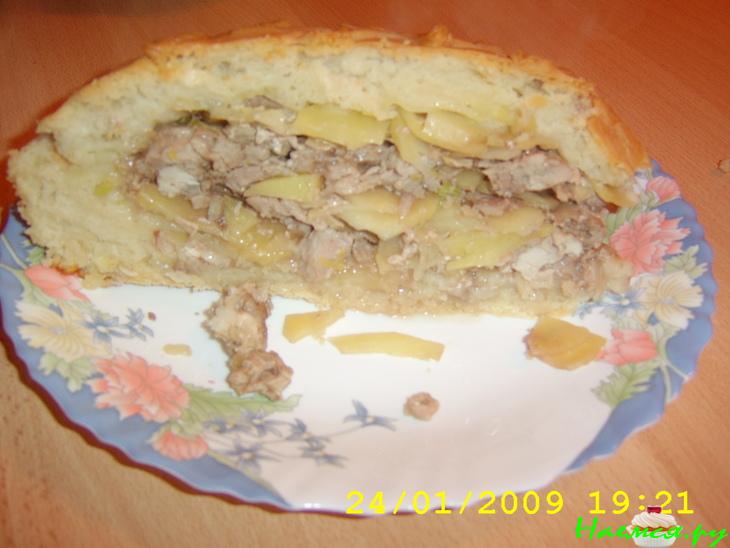 Пирог с мясом и картошкой