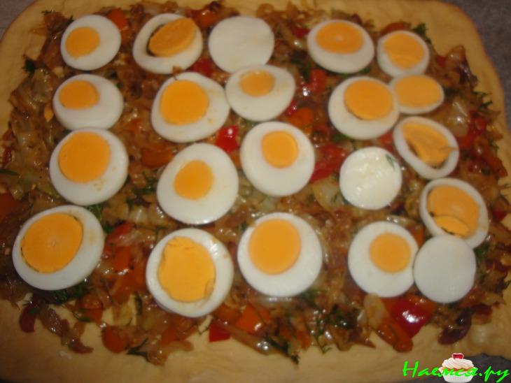 Полуслоёное дрожжевое тесто и пирог из него