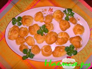Petits choux или маленькие заварные пирожные с копчёным лососем