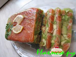 Террин из семги с авокадо