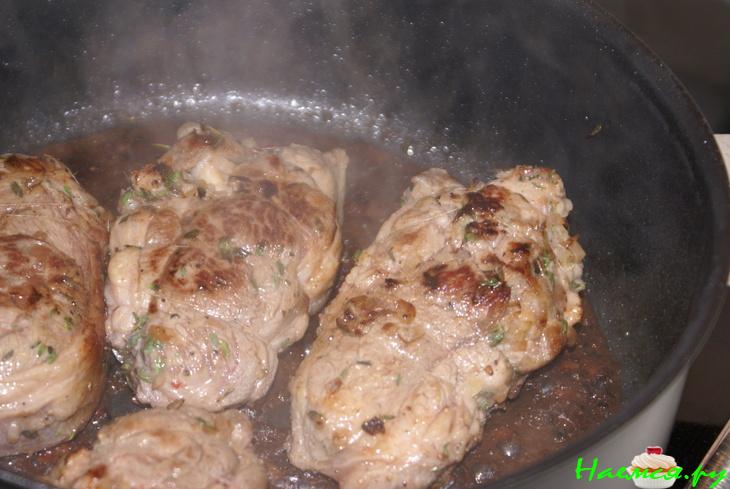 Баранья лопатка в лаймово-тимьяновом маринаде с карамелизованной айвой