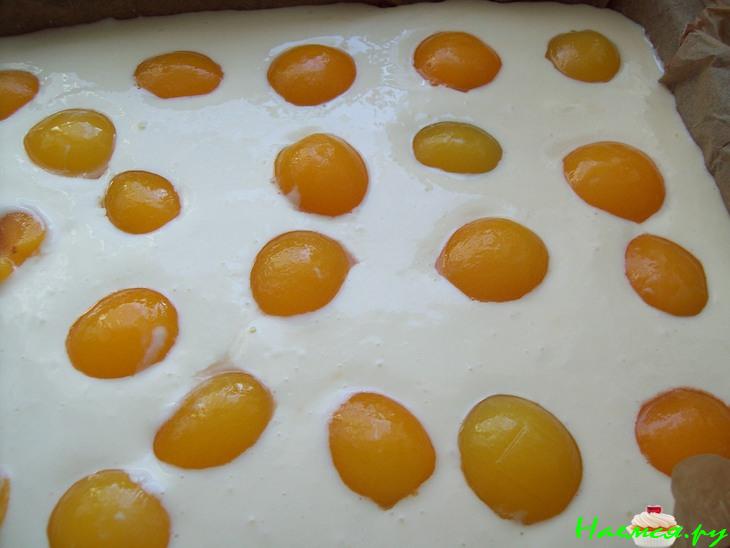 Абрикосово-шоколадный пирог с творогом и посыпкой "Штрейзель" 