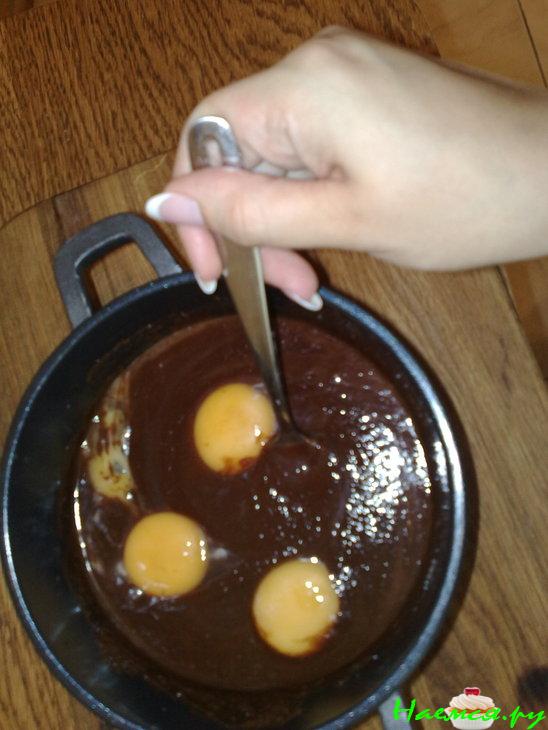 Торт "Захер" с абрикосовым вареньем