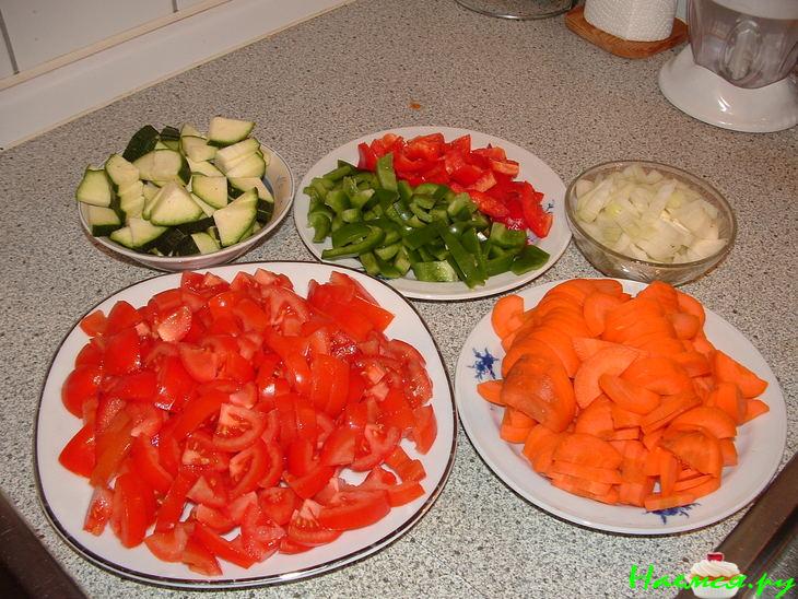 Баклажанное рагу или икра из баклажан