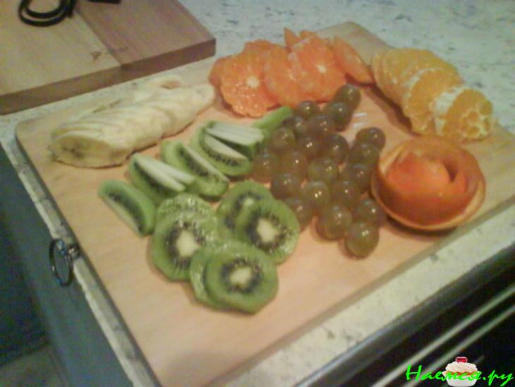 Пирог со свежими фруктами