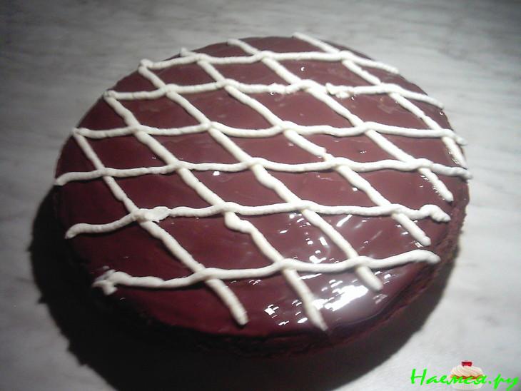 Шоколадный пирог с конфитюром