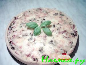 Открытый пирог с шампиньонами