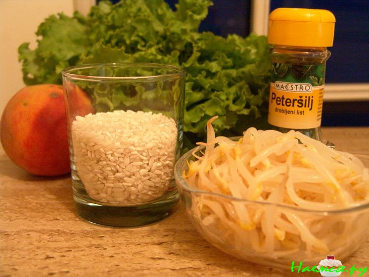 Горячий азиатский салат Горячий азиатский салат