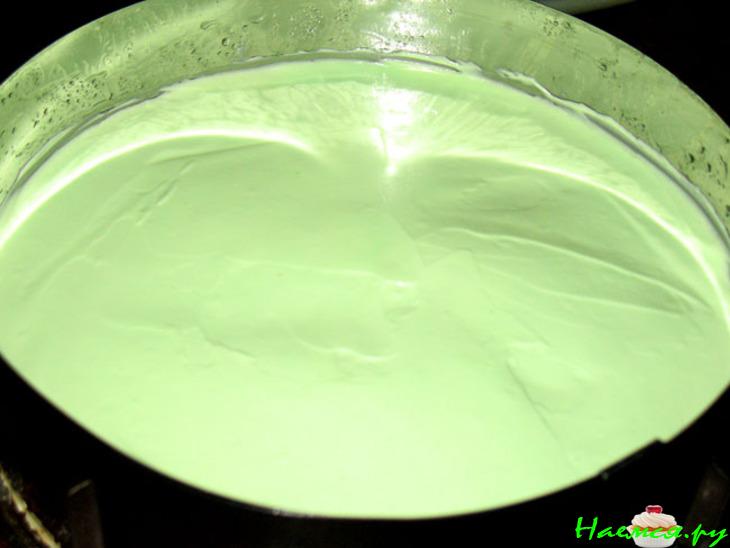 Торт в пастельных тонах, со вкусом лимона и тархуна