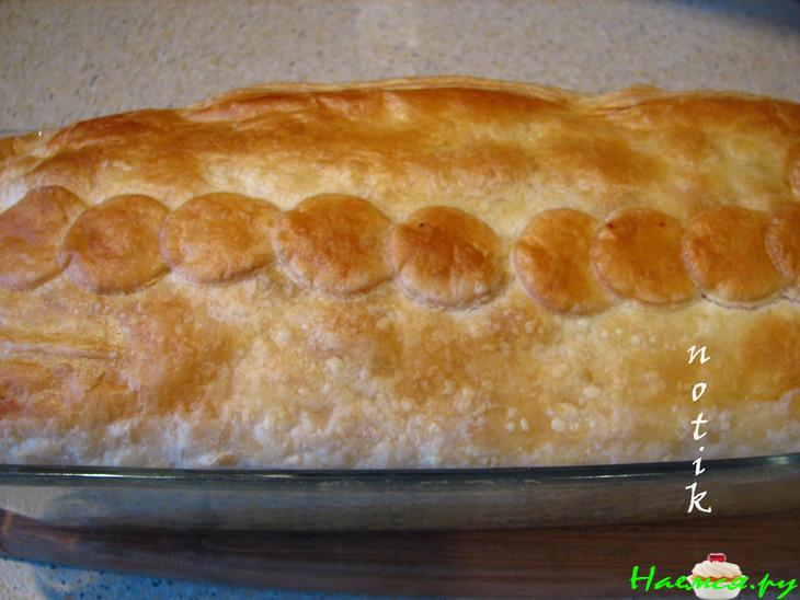 Картофельно-грибная бабка под корочкой из слоеного теста Картофельно-грибная бабка под корочкой из слоеного теста