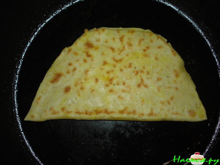 Вкусненькие лепешки 'Сырный Чебуречек'