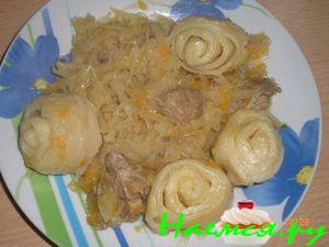 Штрудли с кислой капустой и свининой