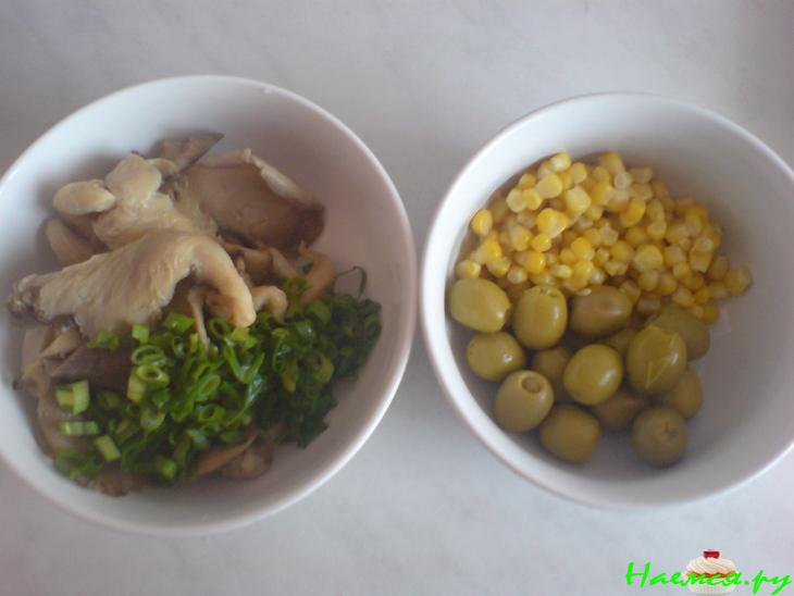 Салат "Огородно-морской коктейль" Салат "Огородно-морской коктейль"