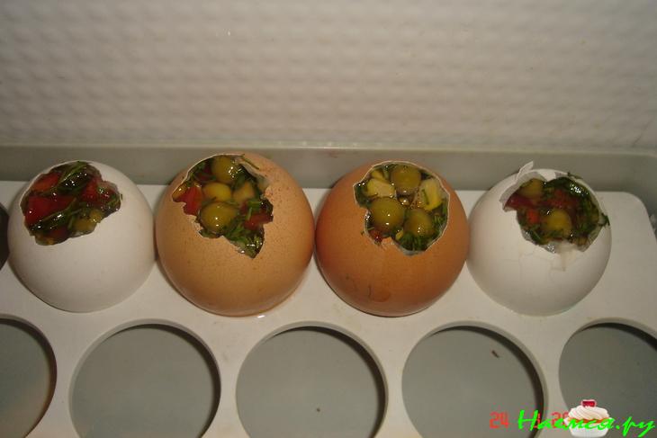 Яйцо "Фаберже" (овощное заливное)