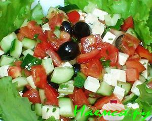 Салат греческий с брынзой