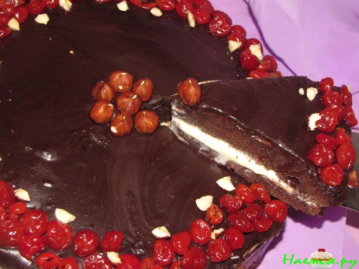 Шоколадный тортик с нежным белым центром Шоколадный тортик с нежным белым центром