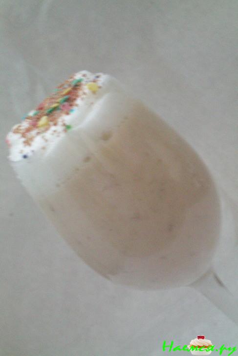 Гоголь-Моголь 'Тропический'