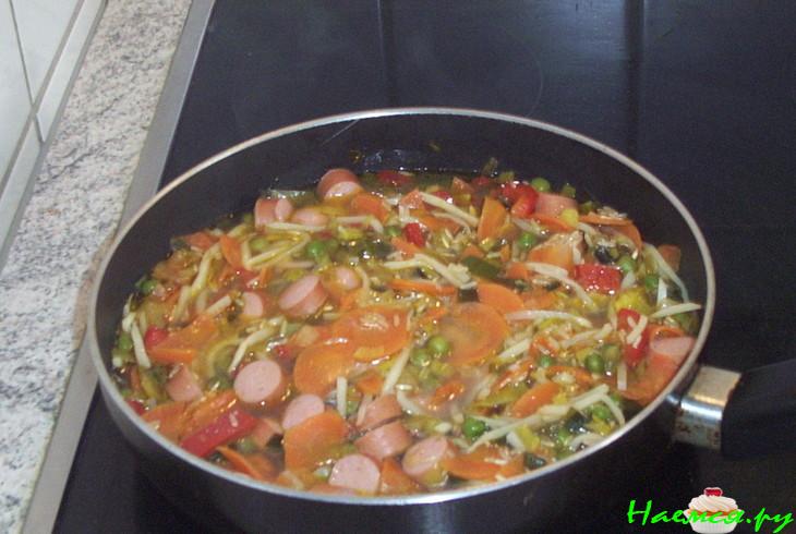 Овощи с рисом и паприкой Овощи с рисом и паприкой