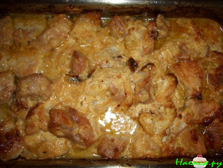 Свинина запеченная по-домашнему