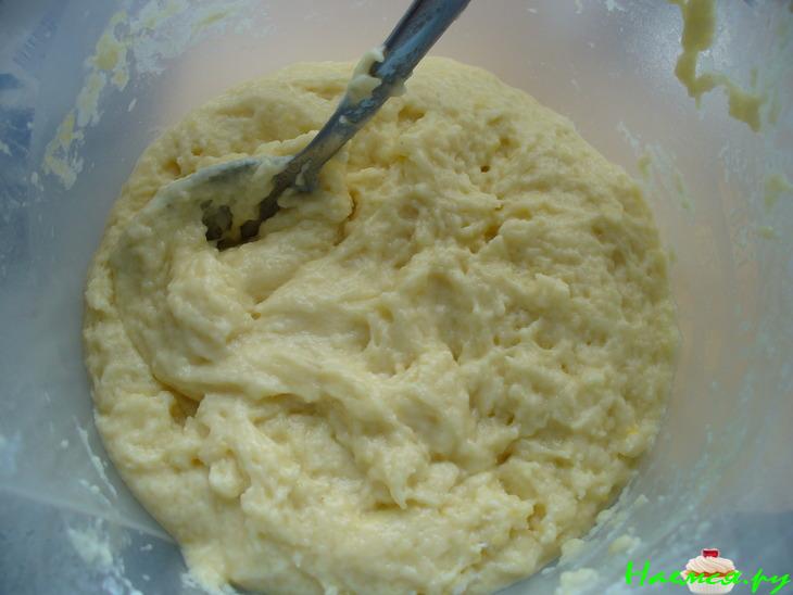 Пирожное с черникой