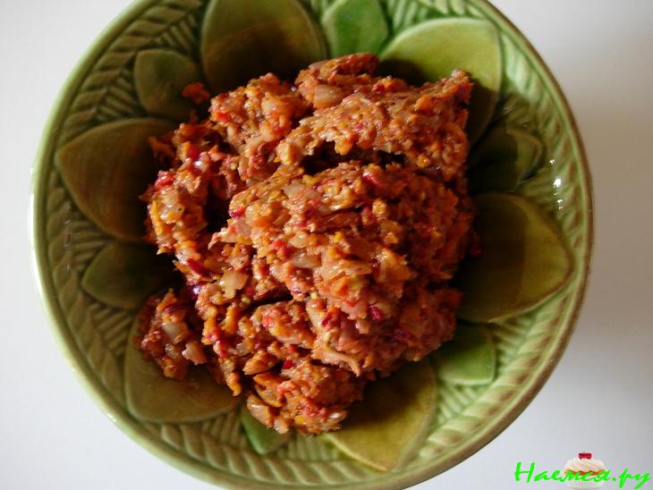 Печеночный торт для любимого (с вишней и фисташками)