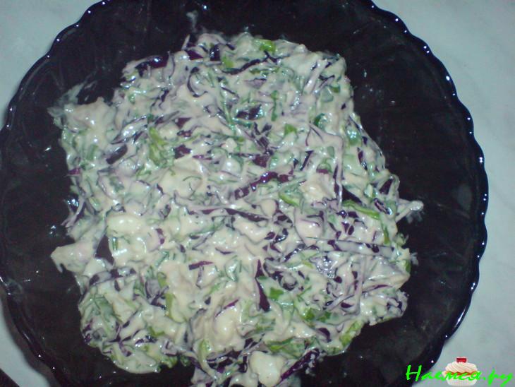 Салат и рулет из морского окуня