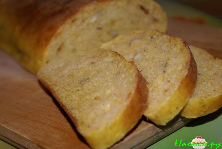 Тыквенный хлеб с овсяными хлопьями и курагой Тыквенный хлеб с овсяными хлопьями и курагой