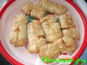 Пирожки из слоеного теста