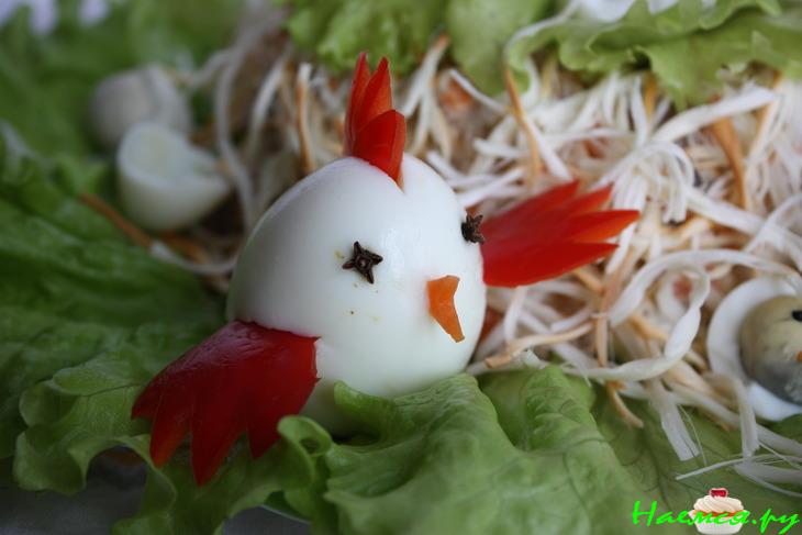 Салат "Гнездо" с куриным филе