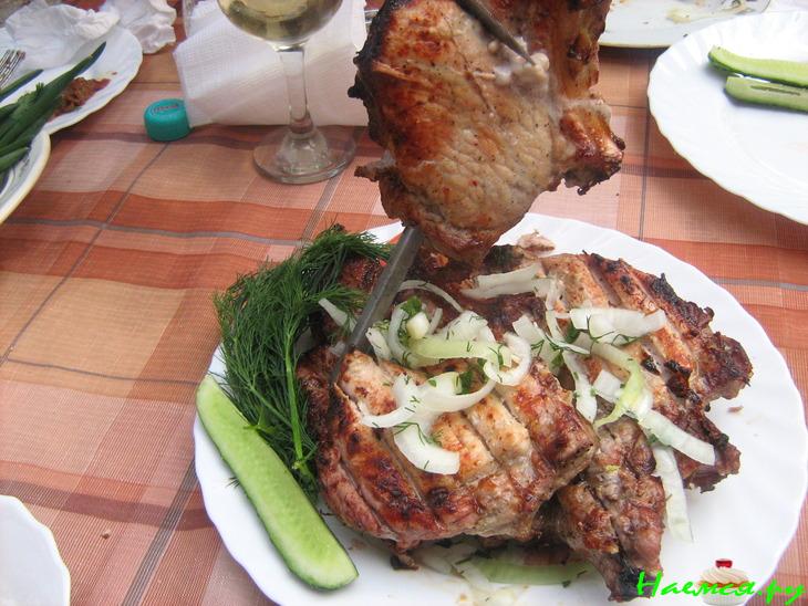 Карп зеркальный, запеченый на мангале