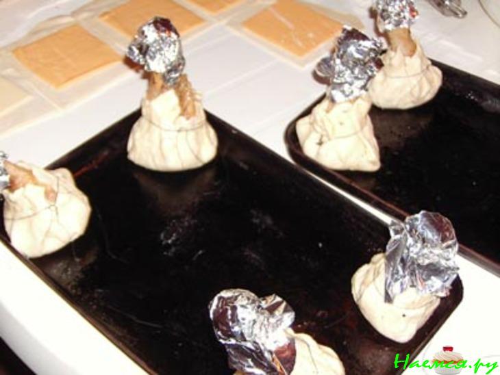 Куриные ножки в слоёных "мешочках" Куриные ножки в слоёных "мешочках"
