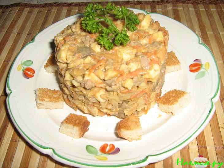 Салат из куриной печени "сытный"