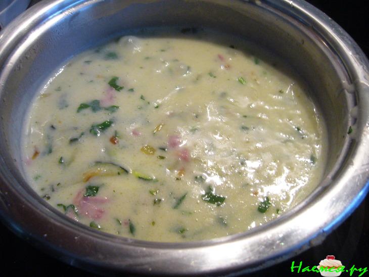 Паста тортеллини (Tortellini) с молочно-ветчинным соусом