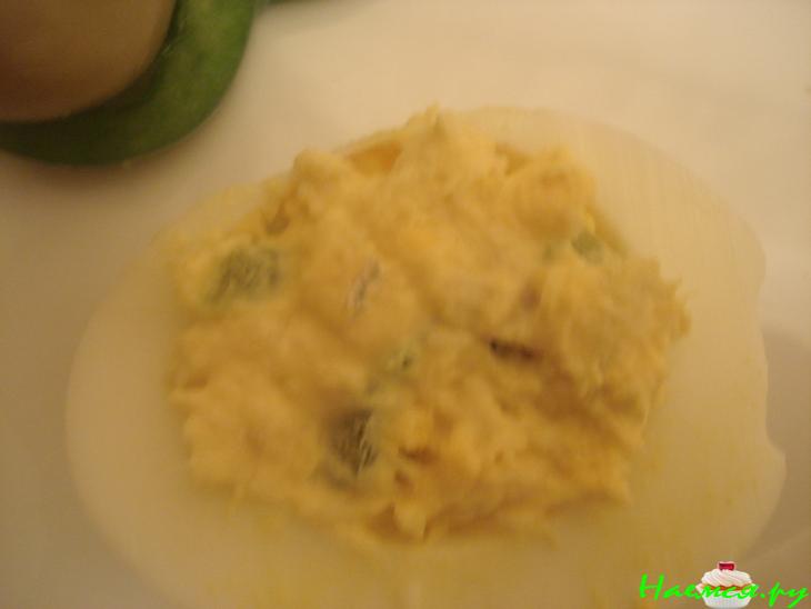 Фаршированные яйца-помидоры