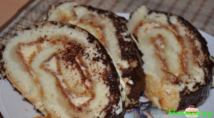 Рулет бисквитный миндально-ванильный