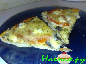 Пицца сырная на тонком тесте