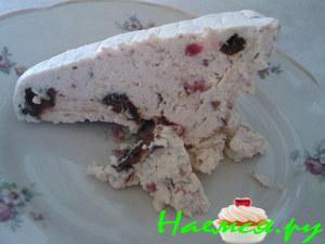 Пасха ореховая с черносливом и вишней